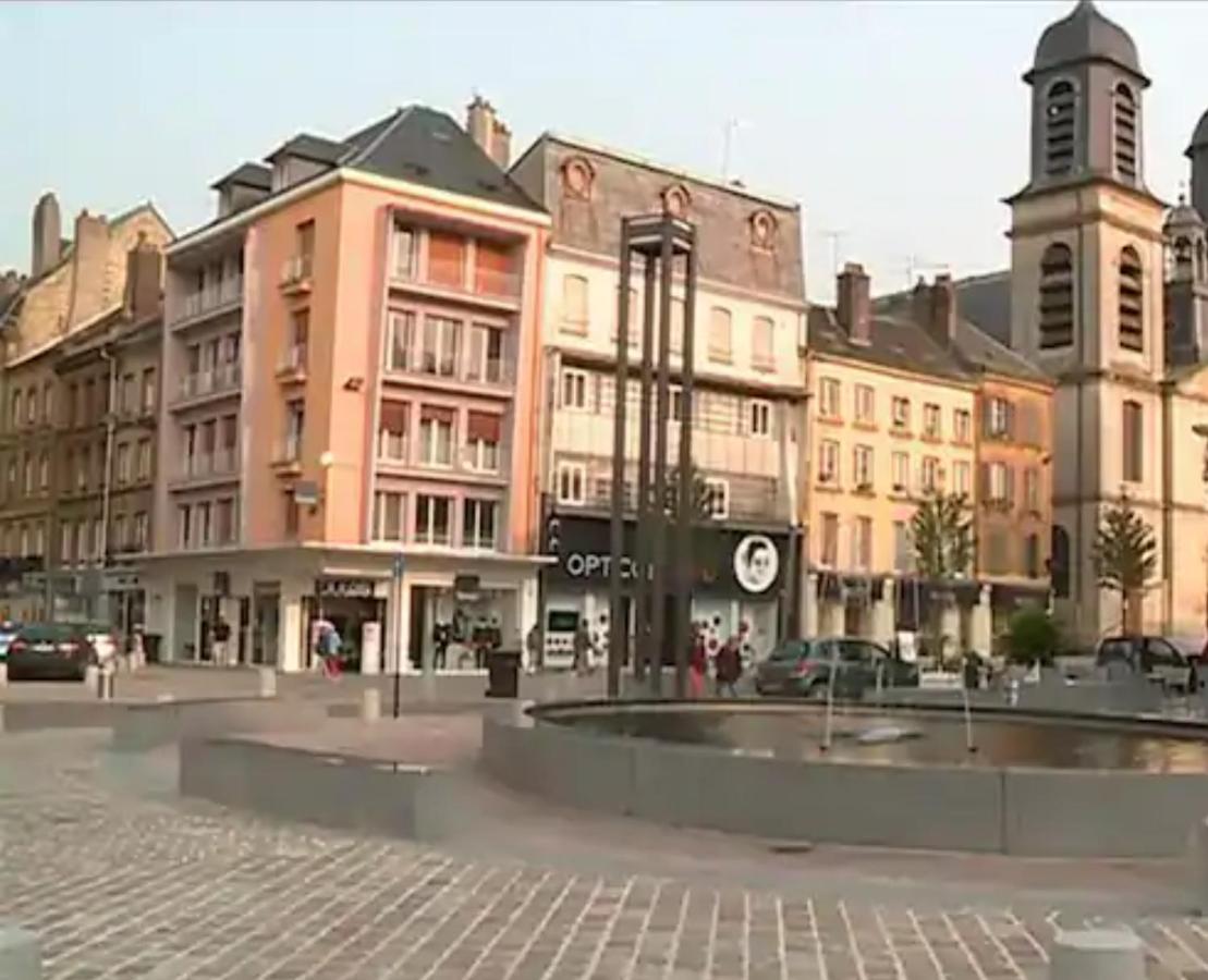 Appartement Spacieux Et Atypique Sedan Exteriör bild